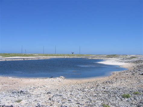 Baker Island: Deserted atoll with an airfield & relics from WW2 - Abandoned Spaces