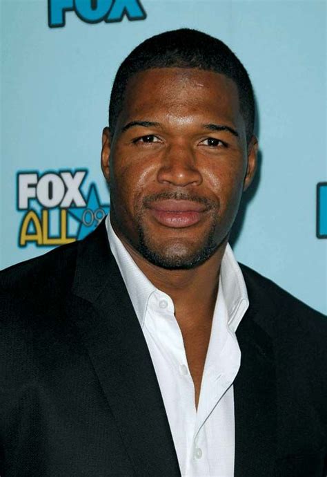 Michael Strahan's Instagram, Twitter & Facebook on IDCrawl