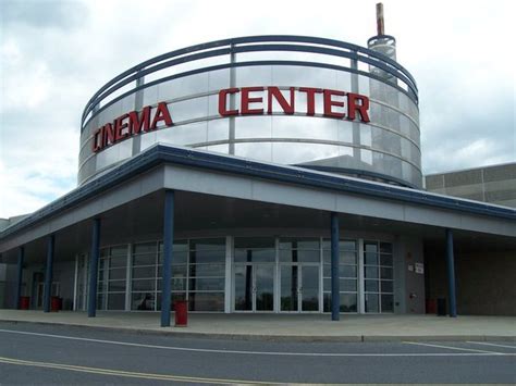 AMC Fairgrounds 10 in Reading, PA - Cinema Treasures