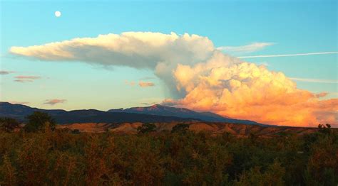 Big Cloud Over Montrose, Colorado, USA : r/weather