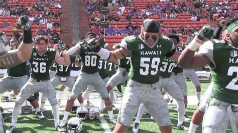 Hawaii football team ha'a - YouTube