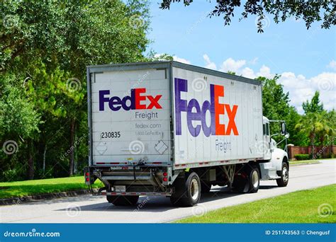 FedEx Freight Delivery Truck Editorial Stock Photo - Image of freight ...