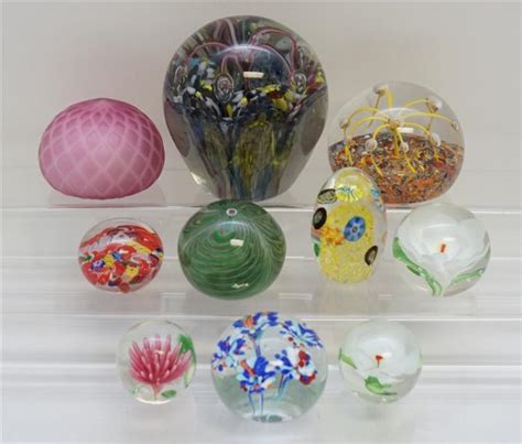 Sold at Auction: 10 VINTAGE COLLECTIBLE GLASS PAPERWEIGHTS