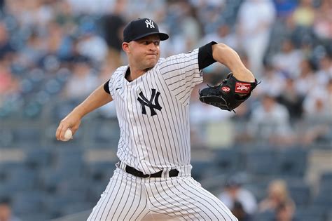 New York Yankees place Michael King on IL (finger contusion)