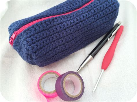 Box Pencil Case :: A Crochet Pattern :: – Vicki Brown Designs