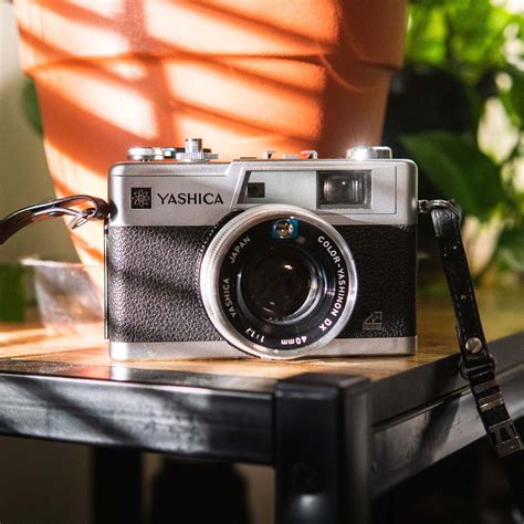 Yashica Electro 35 GX Review — Derek Drapeau