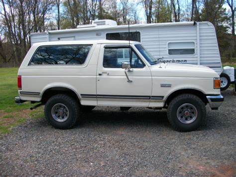 1987 Ford Bronco Custom Sport Utility 2-Door 5.0L - Classic Ford Bronco 1987 for sale