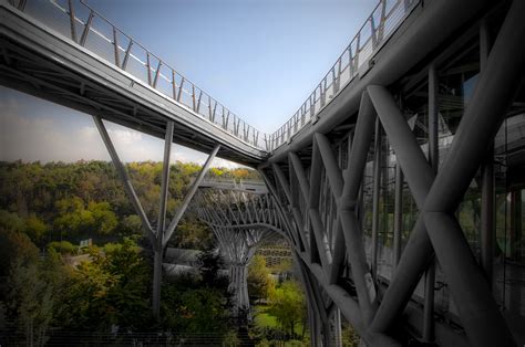 Tabiat Pedestrian Bridge / Diba Tensile Architecture | ArchDaily