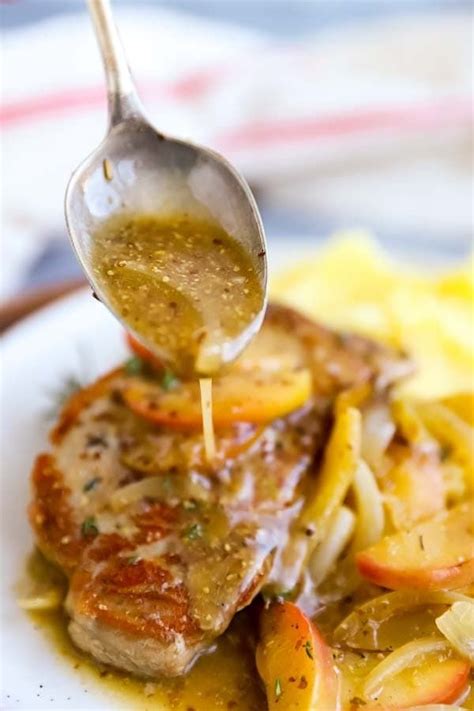 Pork Chops with Apples and Onions - Easy Skillet Dish | Pork entrees ...