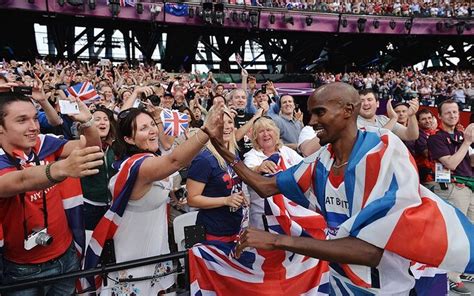 London 2012 Olympics: Mo Farah storms to 5,000m gold in pictures