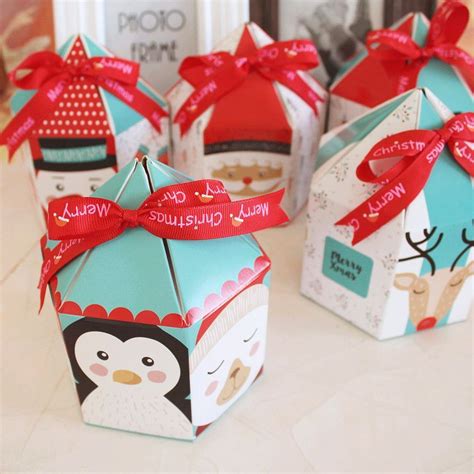 Custom Christmas Sweet Boxes: Present Your Sweets To The Customers Within Custom Christmas Sweet ...