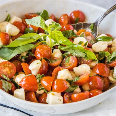 Tomato Mozzarella Salad - Dinners, Dishes, and Desserts