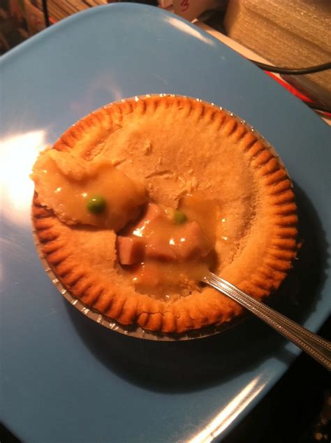 DONT FORGET THE GRAVY: BANQUET CHICKEN POT PIE