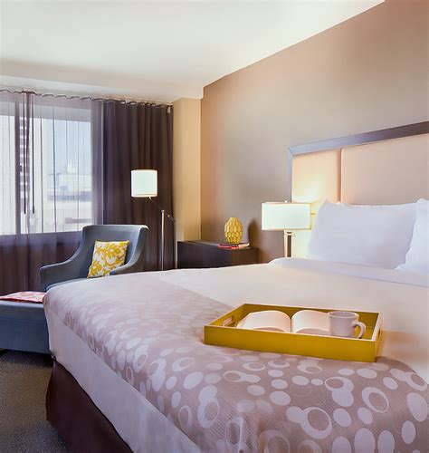 Philadelphia Hotel Suites | The Windsor Suites