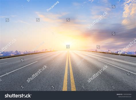 4,547,759 Transports Roads Images, Stock Photos & Vectors | Shutterstock