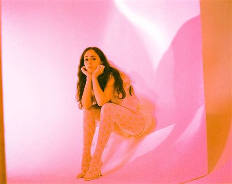 Samia Breezes Back With 'Show Up' | Clash Magazine Music News, Reviews & Interviews