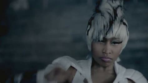 Fly (Featuring Rihanna) [Music Video] - Nicki Minaj Image (24904504 ...