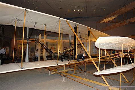 1903 Wright Flyer, Smithsonian Air & Space Museum, by John Heck - Vladimir Yakubov