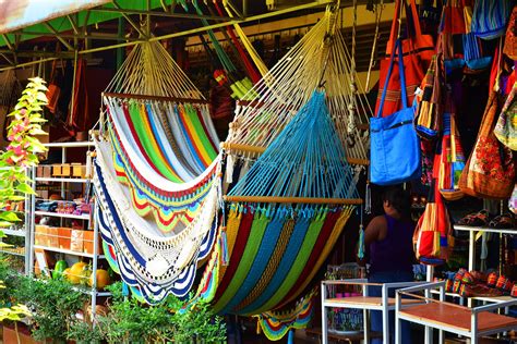 How to buy a hammock at Masaya market in Managua