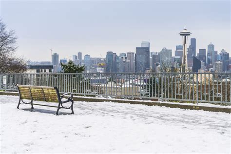 What to Do When It Snows in Seattle | Seattle Met