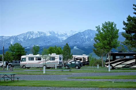 17 Unforgettable RV Camp Spots in Montana (Both Parks and Rustic ...