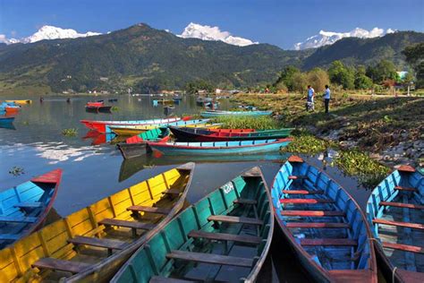 PHOTO: Wooden boats on Phewa Lake in Pokhara, Nepal