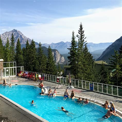 Banff Upper Hot Springs - Frederik Maesen