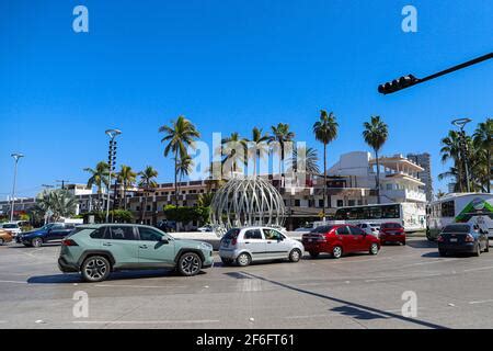 The malecón (boardwalk) Mazatlan, Mexico Stock Photo - Alamy