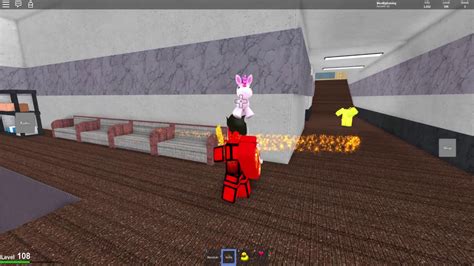 The New Famous Knife Game In ROBLOX!!! - YouTube