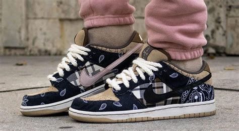 [WTB] - Travis Scott x Nike SB Dunks (US10.5) : r/sneakermarket