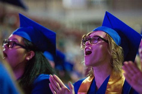 Photos: Selah High School graduation | Photos and Videos | yakimaherald.com