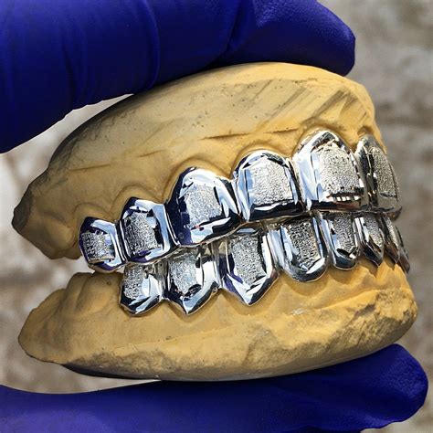 925 Sterling Silver Diamond Dust With White Border Custom Grillz | Custom grillz, Grillz, Gold ...