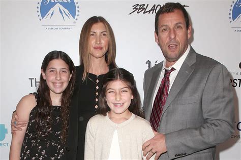 Adam Sandler Jokes About His Kids in Hubie Halloween : They Acted Like ...