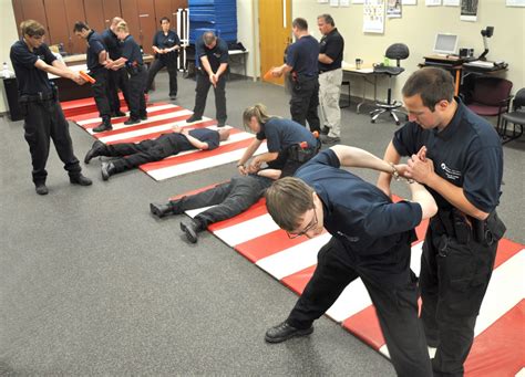 Nicolet offers law enforcement training academy | Star Journal