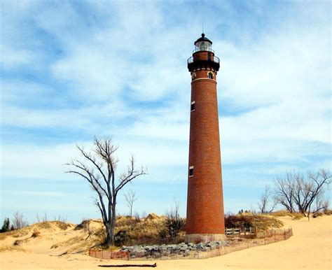 Petite Pointe Au Sable Lighthouse | This lighthouse in Ocean… | Flickr