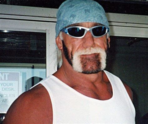 Hulk Hogan Biography - Facts, Childhood, Family Life & Achievements