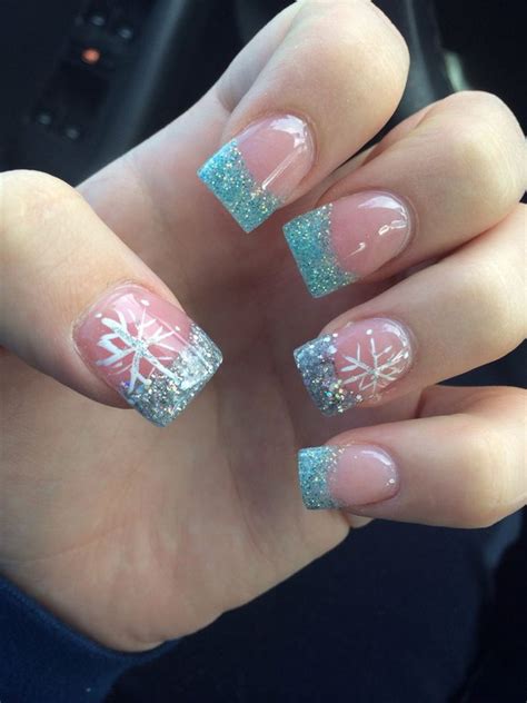 50 Festive Christmas Nail Art Designs | Styletic