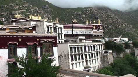 The Drepung monastery (Lhasa - Tibet - China) - YouTube