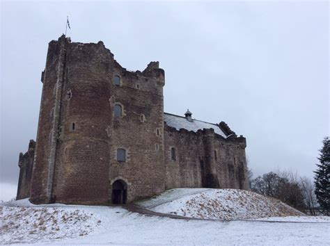 Doune Castle: a medieval castle near the village of Doune in central Scotland | Medieval castle ...