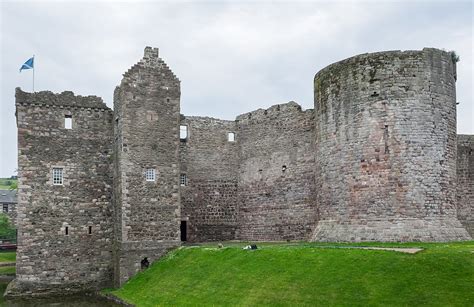 Rothesay Castle - Wikipedia