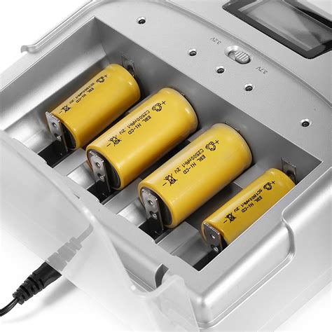 Alkaline Li-ion Ni-MH Ni-CD 9V AA AAA C D Cell Battery Charger +4x D ...