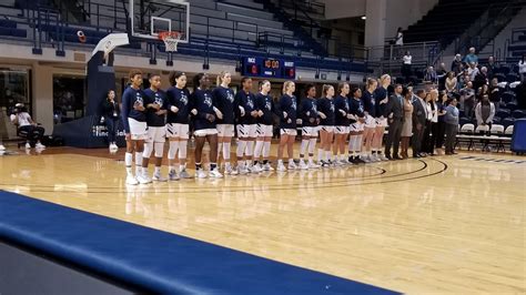 Rice Women's Basketball: Owls blow past Nicholls St in season opener