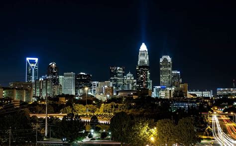 Uptown Charlotte Sat night : r/Charlotte