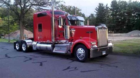 Kenworth W900 Studio (2007) : Sleeper Semi Trucks