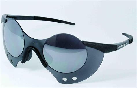 oakley sub zero