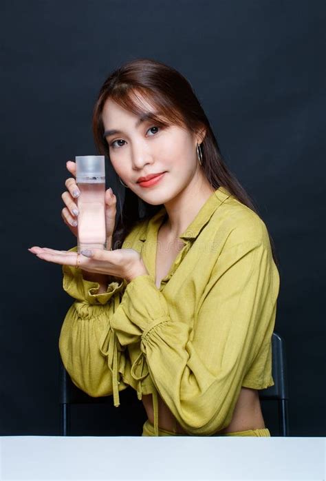 Portrait Closeup Studio Shot Asian Glamour Trendy Fashionable Female Model Wearing Makeup in ...