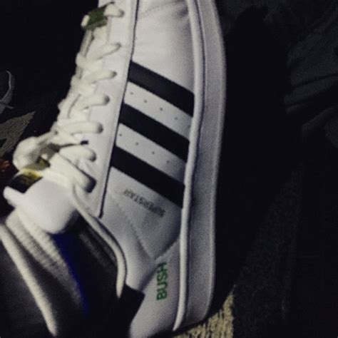 Snoop Dogg Gets His Own Kush-Inspired adidas - SneakerNews.com