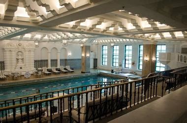 Hotels with Indoor Pools