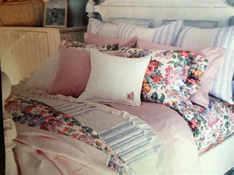 Cottage floral Ralph lauren 1980's | Ralph lauren bedding, Classic bedroom, Trendy bedroom