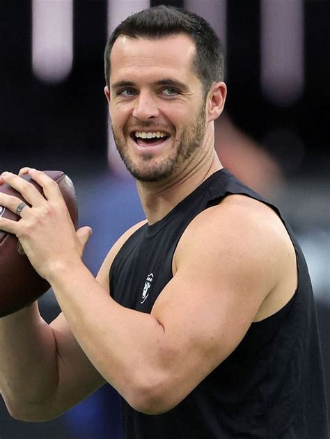 Derek Carr gets booed by Saints fans - Sportskeeda Stories